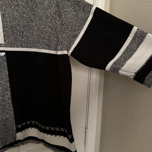 First Issue Liz Claiborne Woman 3/4 Sleeve Pullover Sweater Plus Sz 2 - Picture 2 of 9